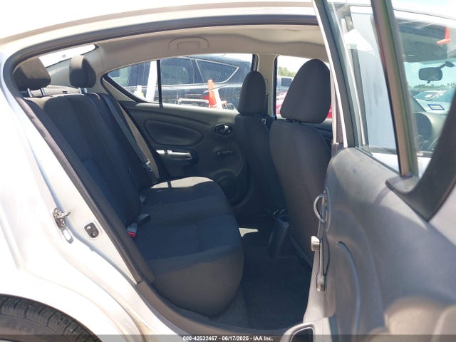 Nissan 2018 2018 3N1CN7AP2JL830795 Image 8