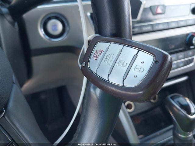 KMHE34L1XHA054979 Hyundai Sonata Hybrid Limited
