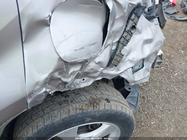 NMTKHMBXXJR022247 Toyota 3zr-fae