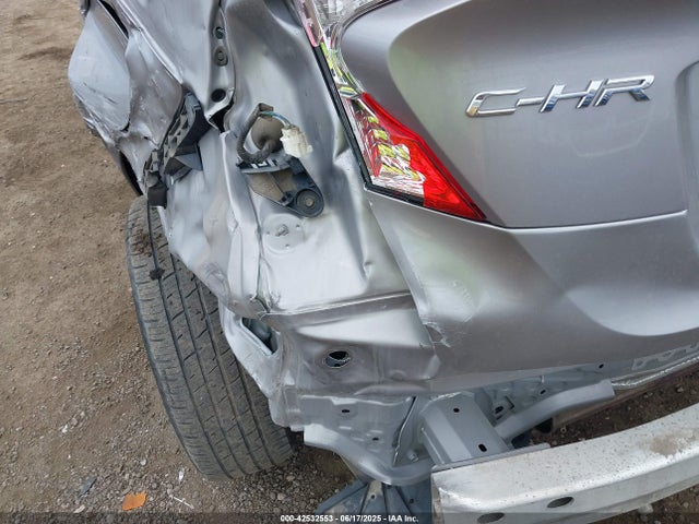 NMTKHMBXXJR022247 Toyota 3zr-fae