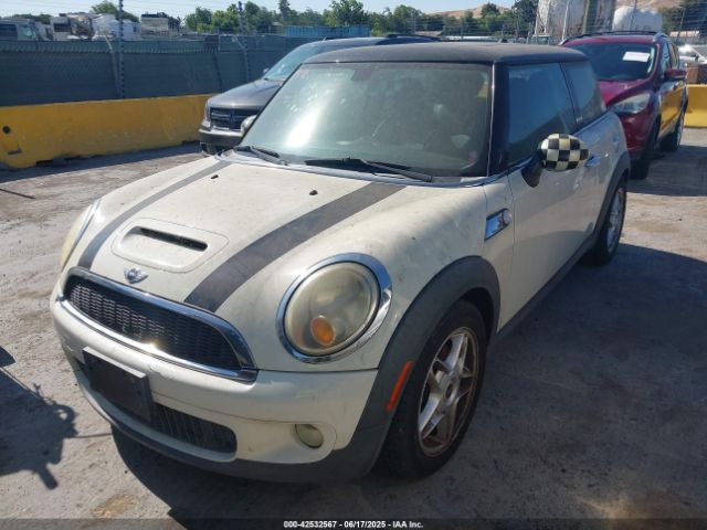 2007 MINI COOPER S WMWMF73537TL92266 Photo 1