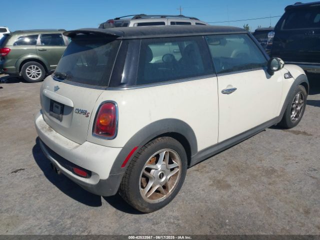 2007 MINI COOPER S WMWMF73537TL92266 Photo 3