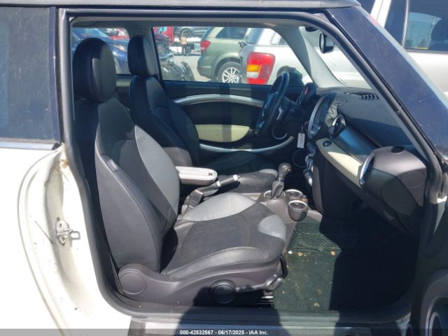 2007 MINI COOPER S WMWMF73537TL92266 Photo 4