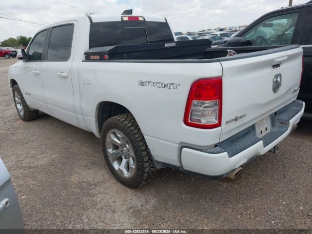 2022 RAM 1500 1C6SRFFT2NN317525 Photo 2