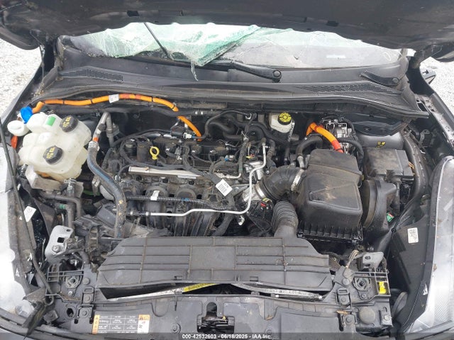 1FMCU9CZ9MUA82756 Ford Escape Sel Hybrid