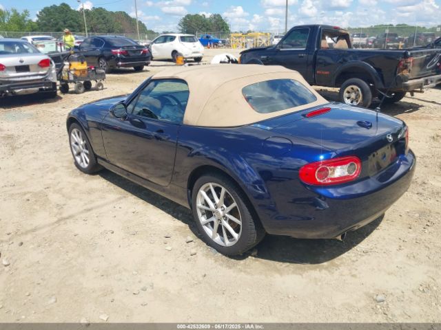 2011 MAZDA MX-5 MIATA JM1NC2NF8B0218874 Photo 2
