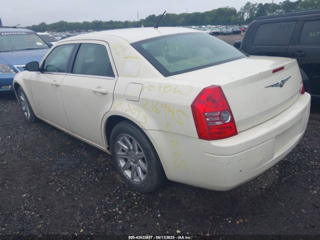 2008 CHRYSLER 300 2C3KA43R98H165743 Photo 2