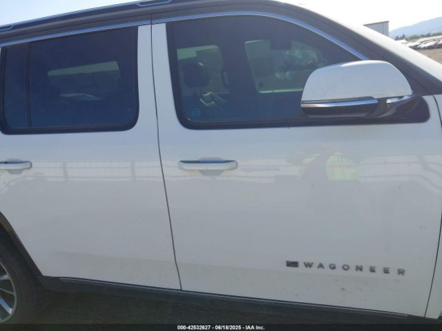 1C4SJVDT1NS114768 Jeep 2022