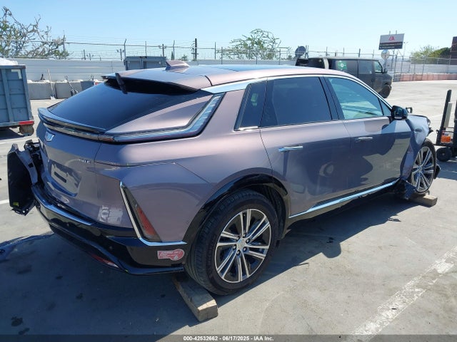 1GYKPPRK8RZ121721 Cadillac x0d + ec6
