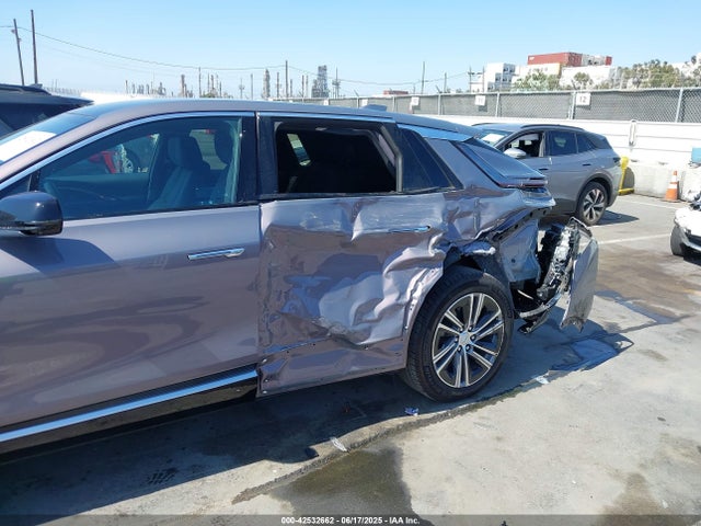 1GYKPPRK8RZ121721 Cadillac x0d + ec6