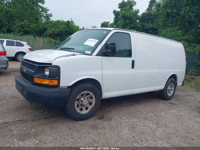 Chevrolet Express 1500 Work Van 2014 1GCSGAFX3E1136493 Image 15