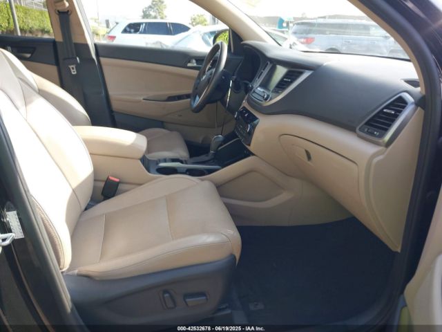 2017 HYUNDAI TUCSON KM8J33A43HU403694 Photo 4