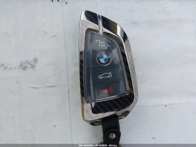 WBAHF3C57KWW45753 BMW 2019