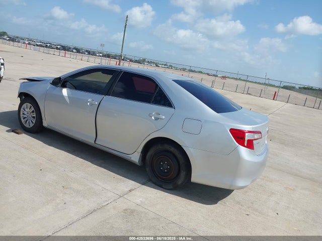Toyota 2ar-fe 2014 4T4BF1FK9ER365669 Image 3