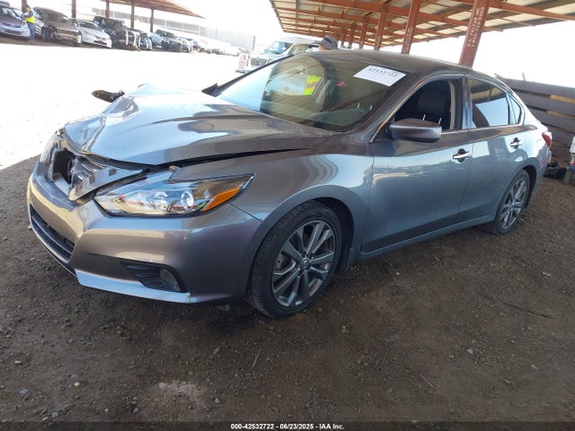 1N4AL3AP9JC135962 Nissan 2018