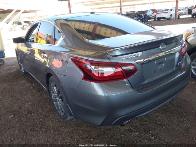 1N4AL3AP9JC135962 Nissan 2018