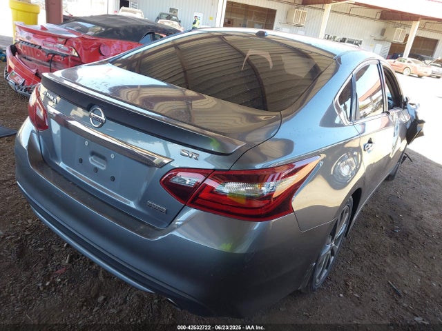 1N4AL3AP9JC135962 Nissan 2018