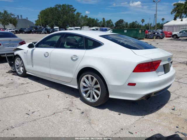 2012 AUDI A7 WAUSGAFC0CN010138 Photo 2