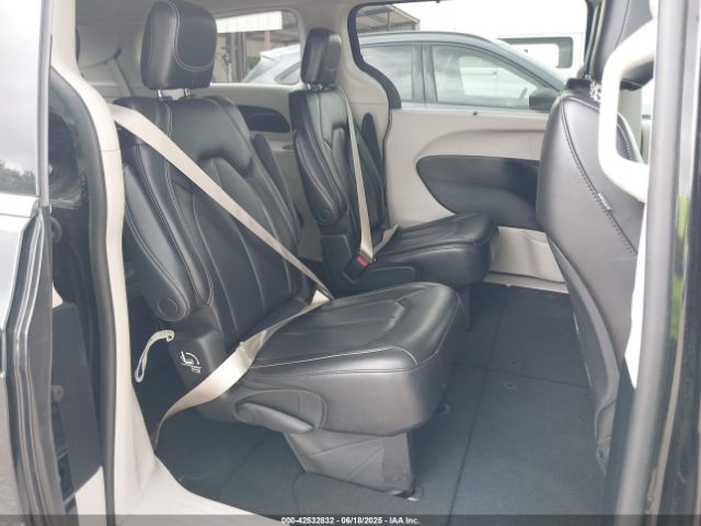 2023 CHRYSLER PACIFICA 2C4RC1BG2PR560147 Photo 7
