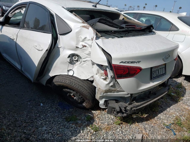 Hyundai gamma ii 2021 3KPC24A68ME132678 Image 3
