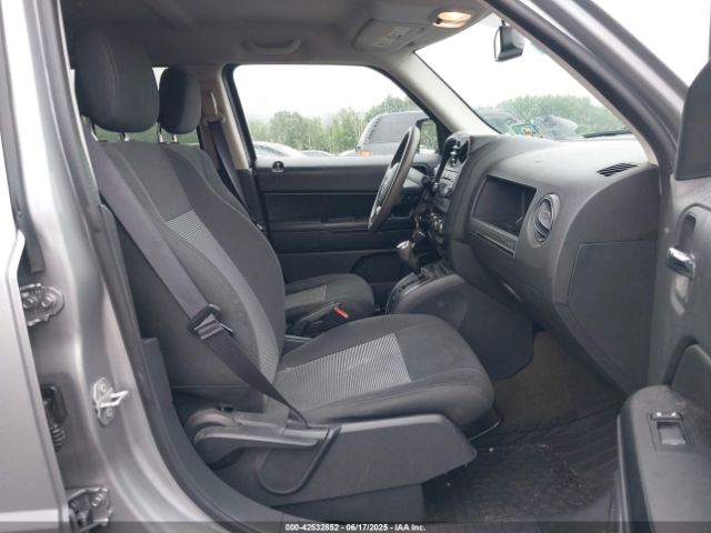 1C4NJPBB0GD800486 Jeep Patriot Sport