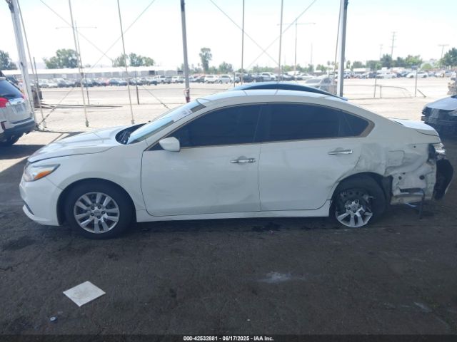 1N4AL3AP6HN366834 Nissan 2017