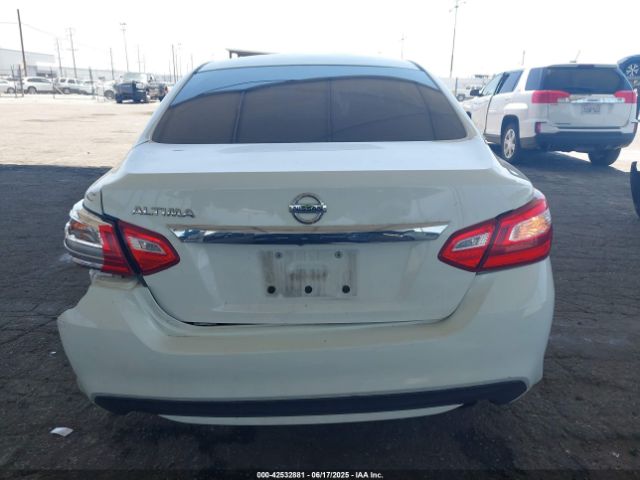 1N4AL3AP6HN366834 Nissan 2017