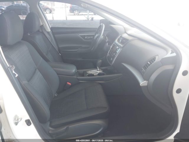 1N4AL3AP6HN366834 Nissan 2017