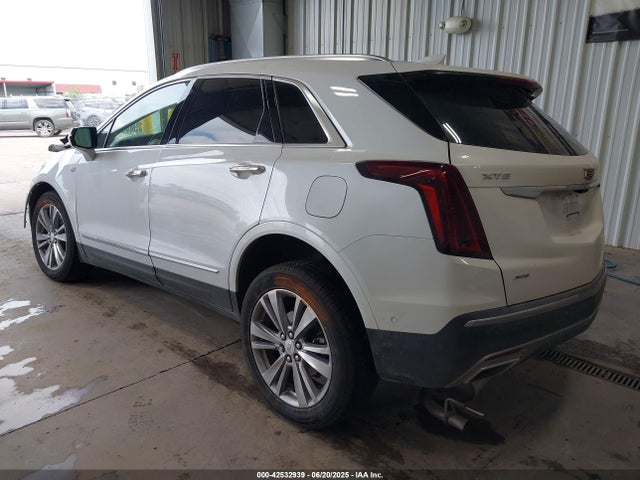 2024 CADILLAC XT5 1GYKNDR42RZ721012 Photo 2