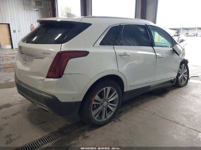 2024 CADILLAC XT5 1GYKNDR42RZ721012 Photo 3