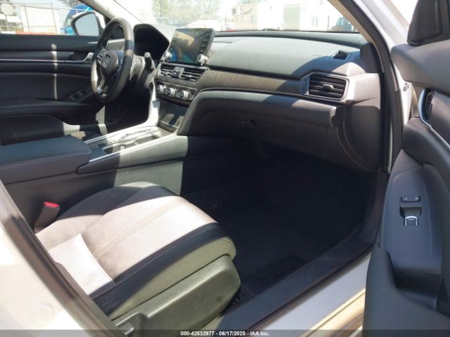2020 HONDA ACCORD 1HGCV3F42LA000317 Photo 4