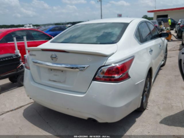 1N4AL3AP1FC442162 Nissan 2015
