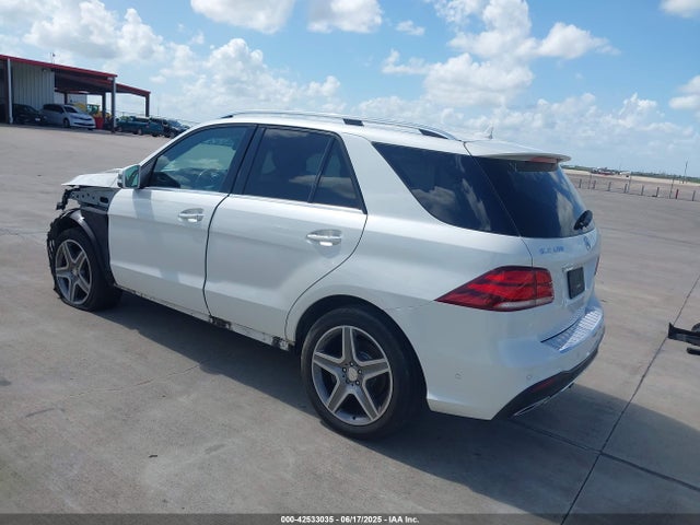 Mercedes-Benz m276 2016 4JGDA5GB0GA668139 Image 3