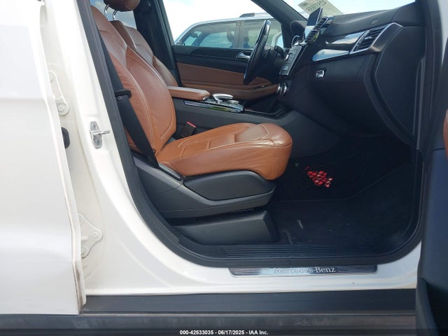 Mercedes-Benz m276 2016 4JGDA5GB0GA668139 Image 5