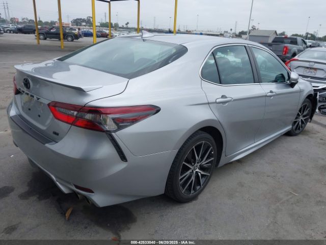 2022 TOYOTA CAMRY 4T1G11AK5NU670964 Photo 3