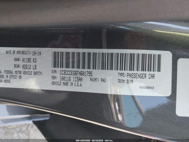 1C3CCCEG6FN601795 Chrysler 2015