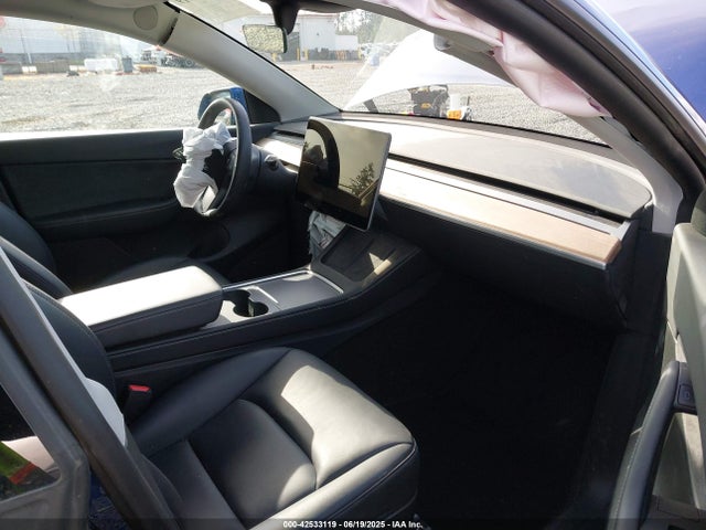 2022 TESLA MODEL Y 7SAYGDEEXNF507123 Photo 4