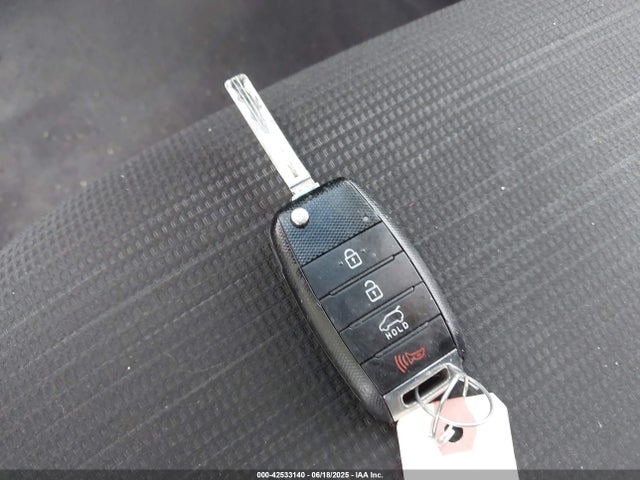 5XYKT4A65EG514101 KIA SORENTO LX