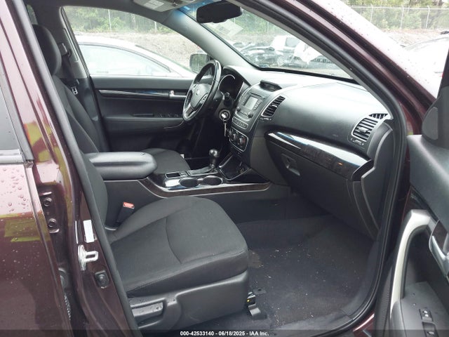 5XYKT4A65EG514101 KIA SORENTO LX