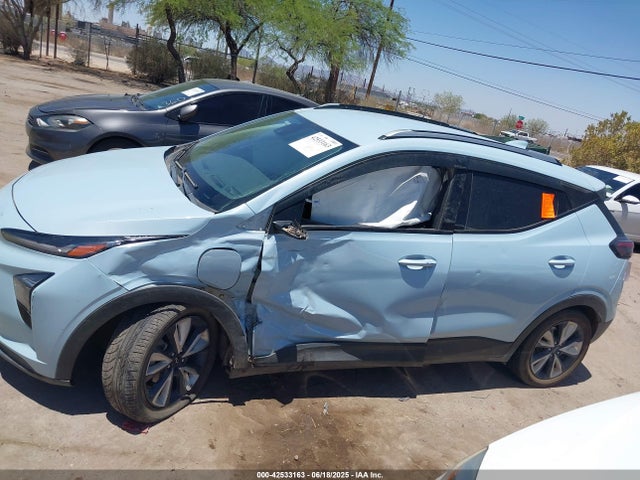 1G1FY6S08P4106422 Chevrolet 2023