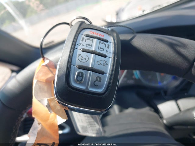 Chrysler 2025 2025 2C4RC1BG7SR509591 Image 11