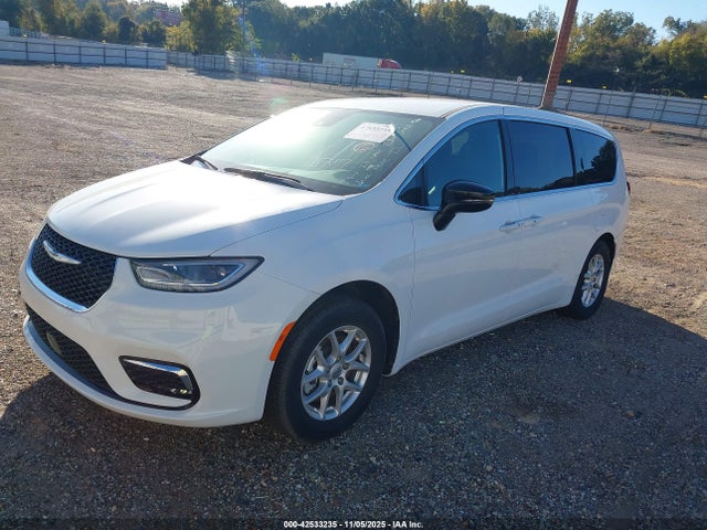 Chrysler 2025 2025 2C4RC1BG7SR509591 Image 2