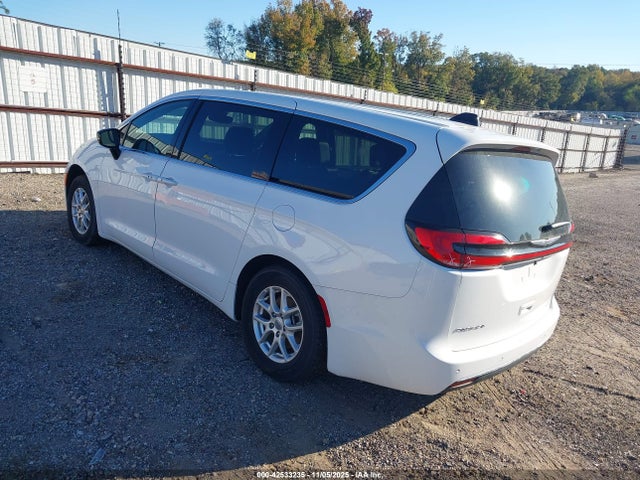 Chrysler 2025 2025 2C4RC1BG7SR509591 Image 3