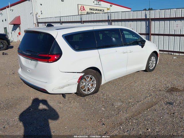 Chrysler 2025 2025 2C4RC1BG7SR509591 Image 4