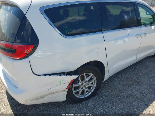 Chrysler 2025 2025 2C4RC1BG7SR509591 Image 6
