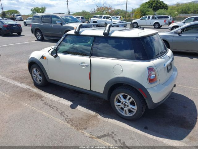 2012 MINI COOPER HARDTOP WMWSU3C50CT255544 Photo 2
