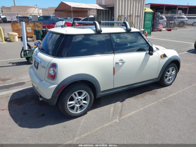 2012 MINI COOPER HARDTOP WMWSU3C50CT255544 Photo 3