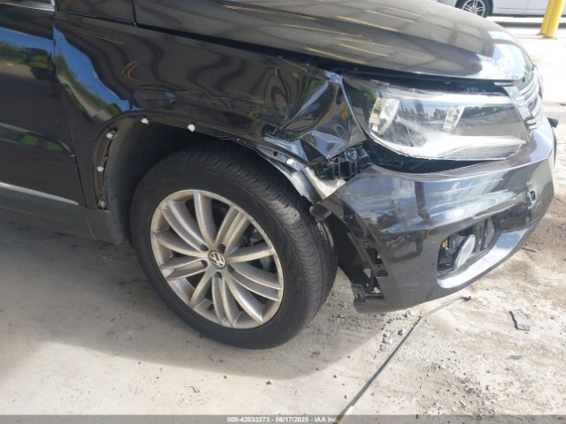 WVGBV7AX6FW555101 Volkswagen 2015
