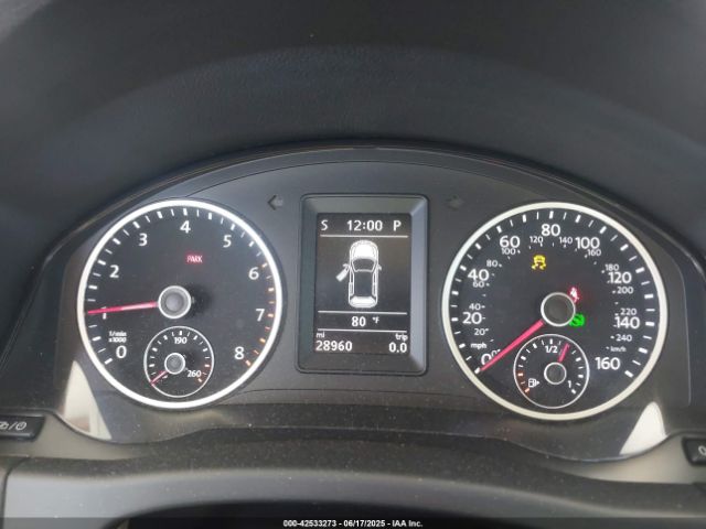WVGBV7AX6FW555101 Volkswagen 2015