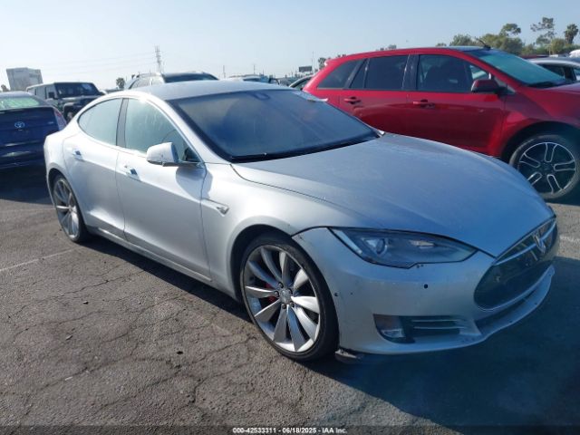 2015 TESLA MODEL S 5YJSA1H2XFFP75434